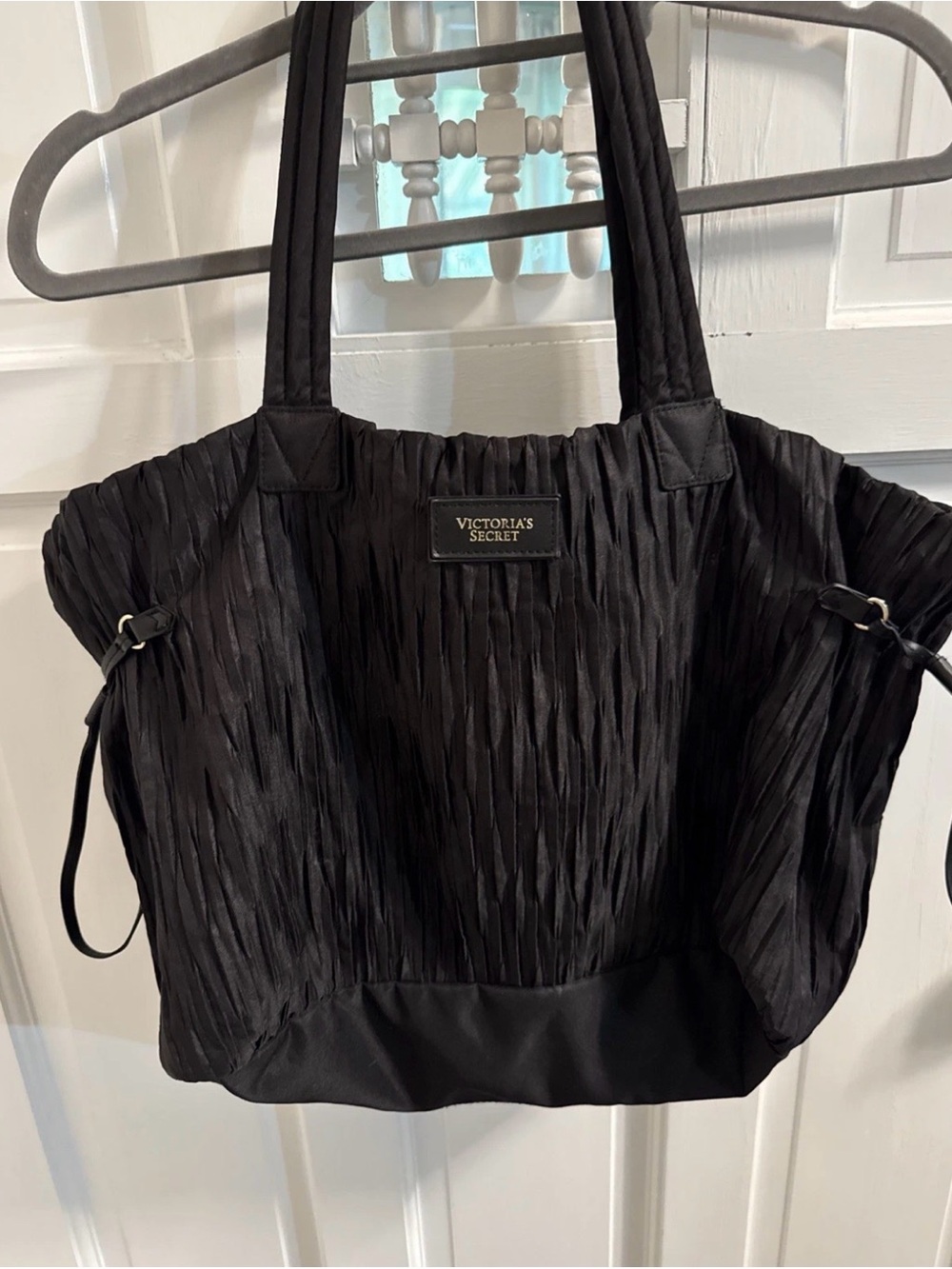 Victoria's Secret Limited Edition 2017 Pleated Side Pulls